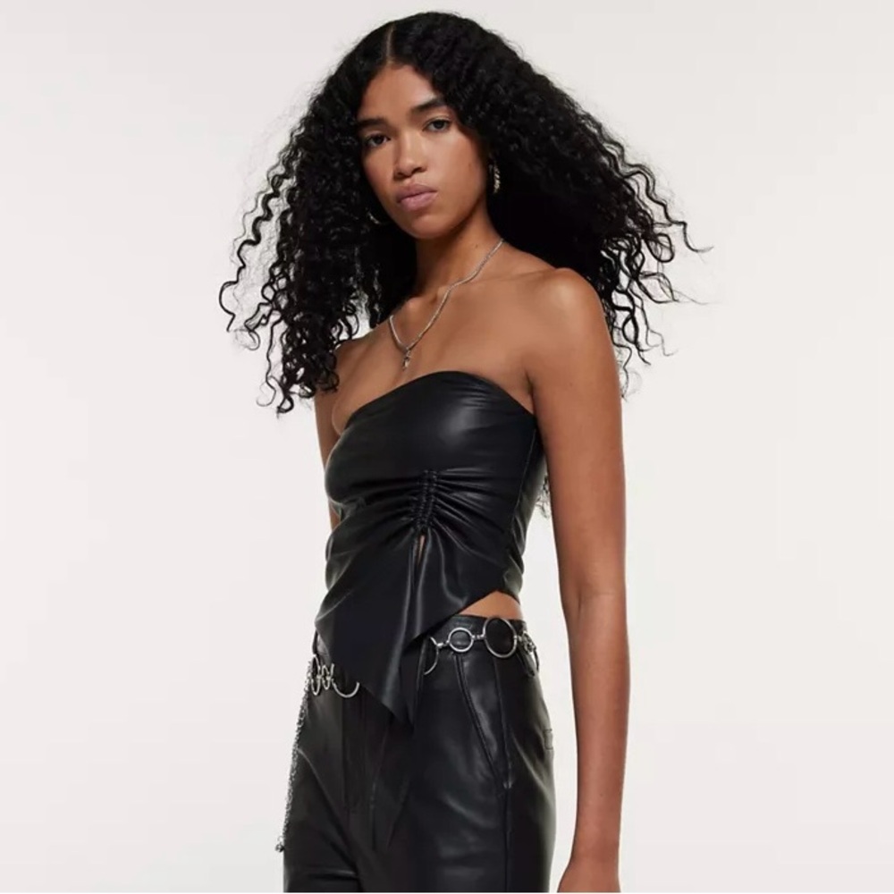 SILENCE + NOISE THEO RUCHED FAUX LEATHER TUBE TOP